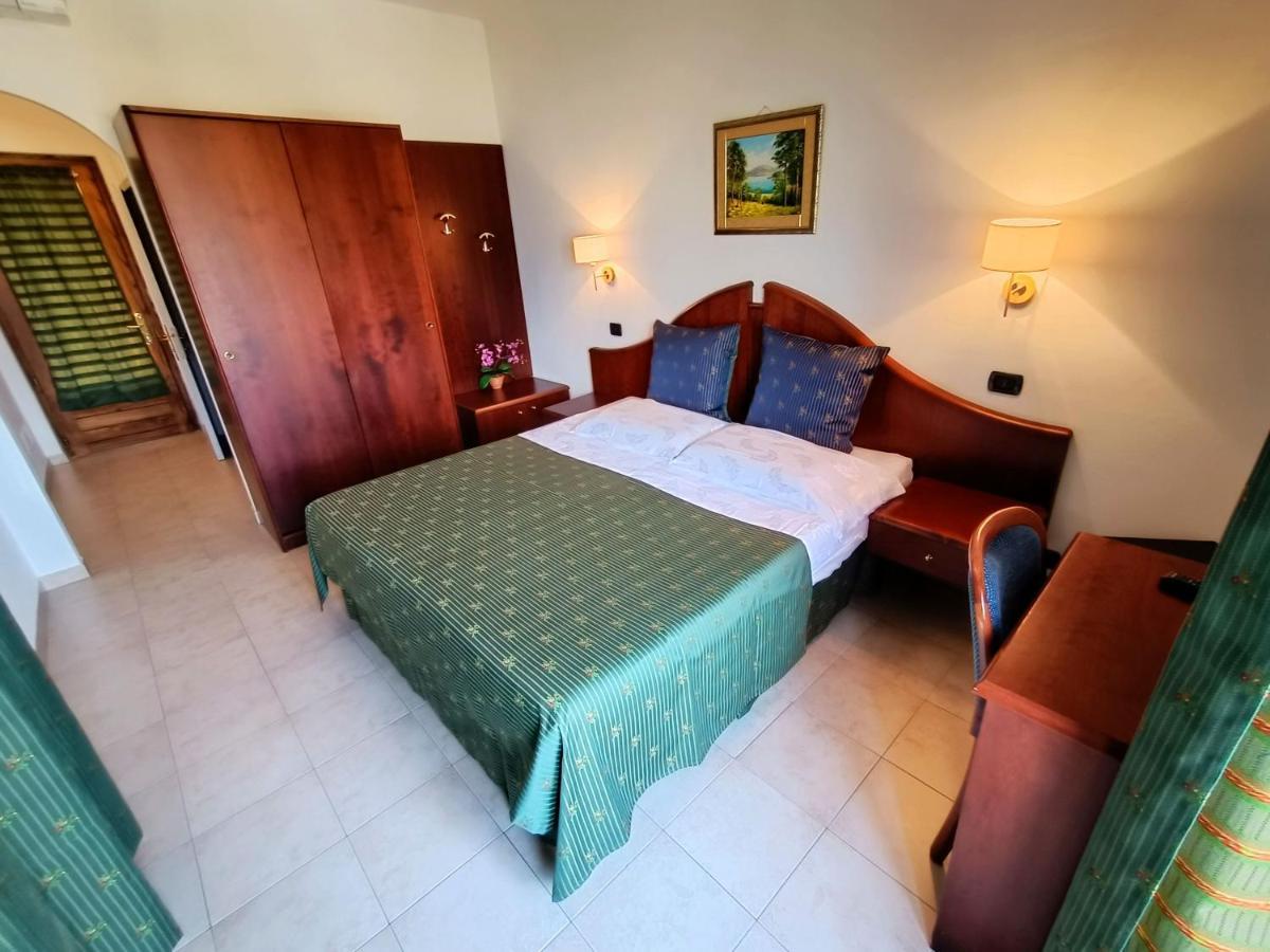 Hotel Isabella Brenzone sul Garda