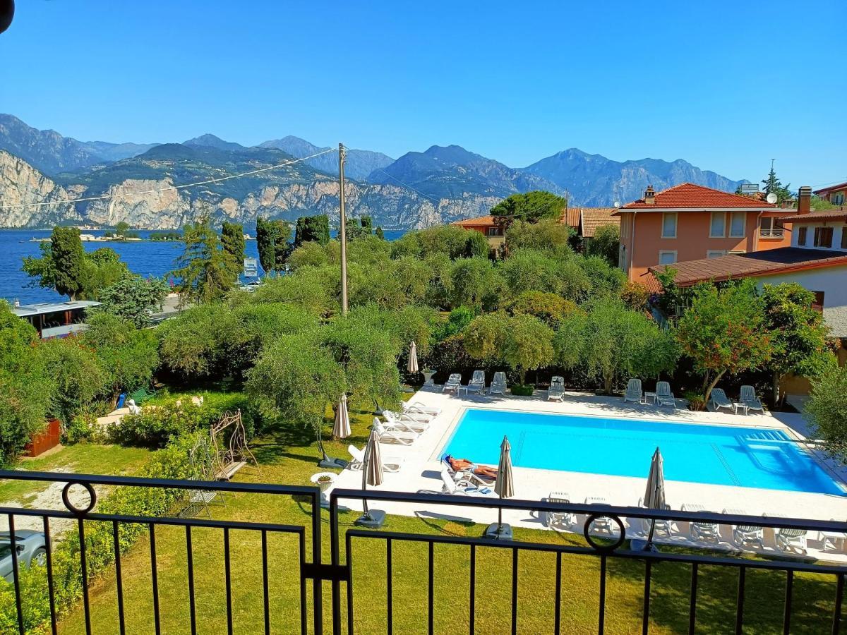 Isabella Brenzone sul Garda