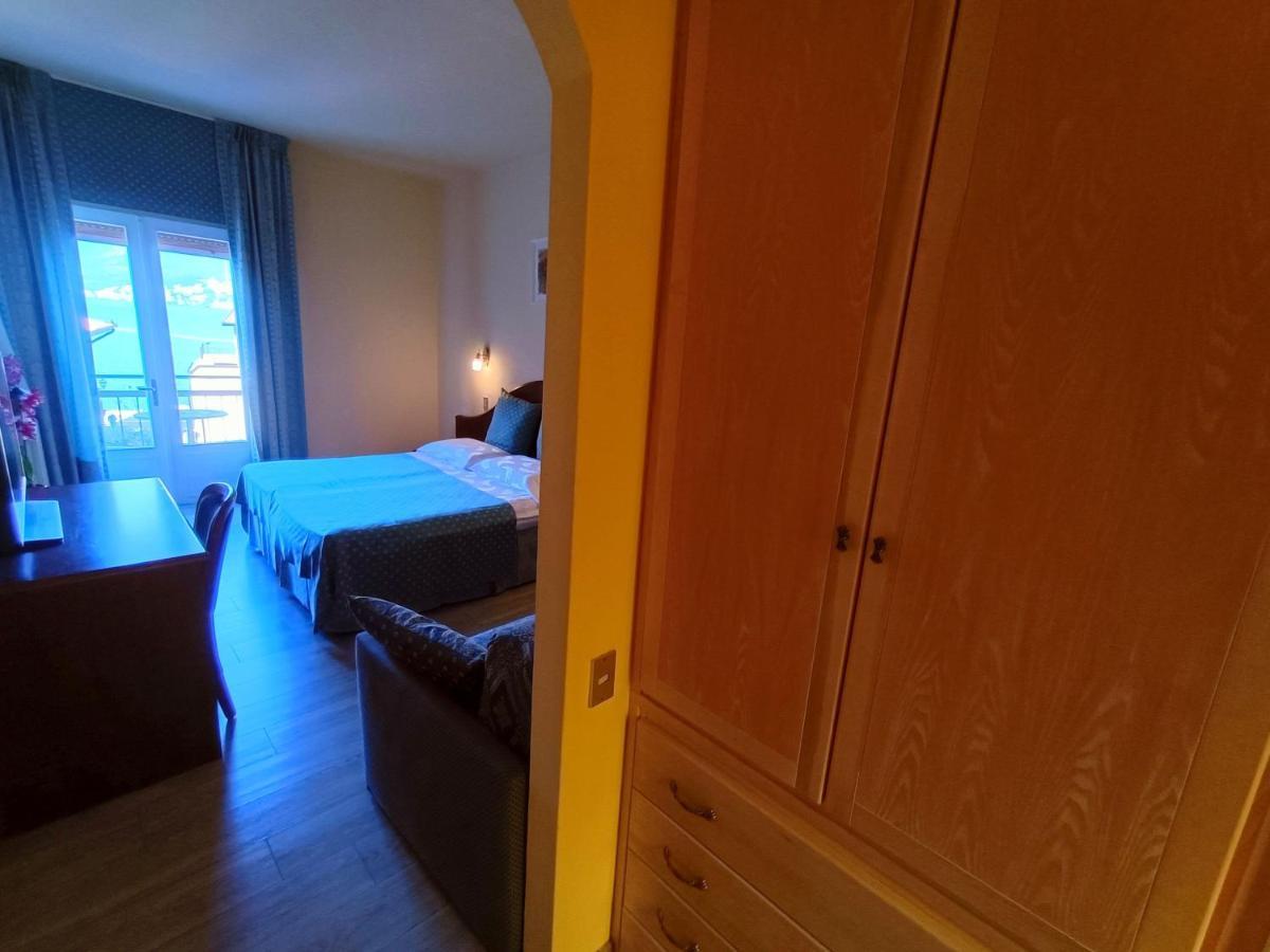 Isabella Hotel 3*